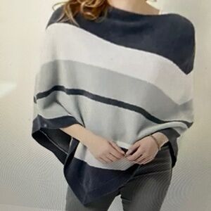 Barefoot Dreams Cozy Chic Ultra Lite Ocean Breeze Poncho NWT One Size